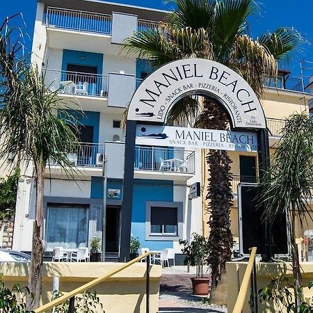 Maniel Beach Hotel Letojanni Exterior photo